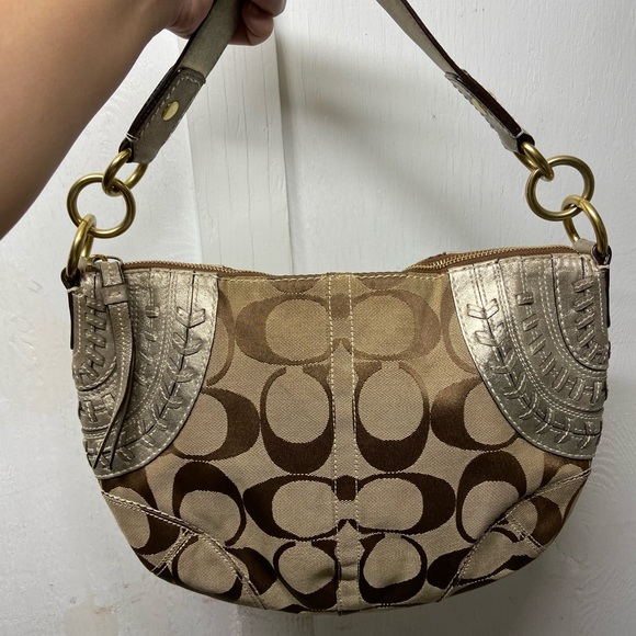 Coach Handbags - Coach boho hobo bag
